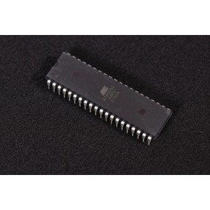 AT89S52 8-bit Microcontroller DIP IC (original) AT89S52 8-bit Microcontroller DIP IC (original)