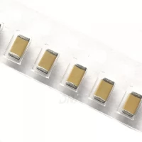 33pf 1206 Package Pack of 10 33pf 1206 Package Pack of 10