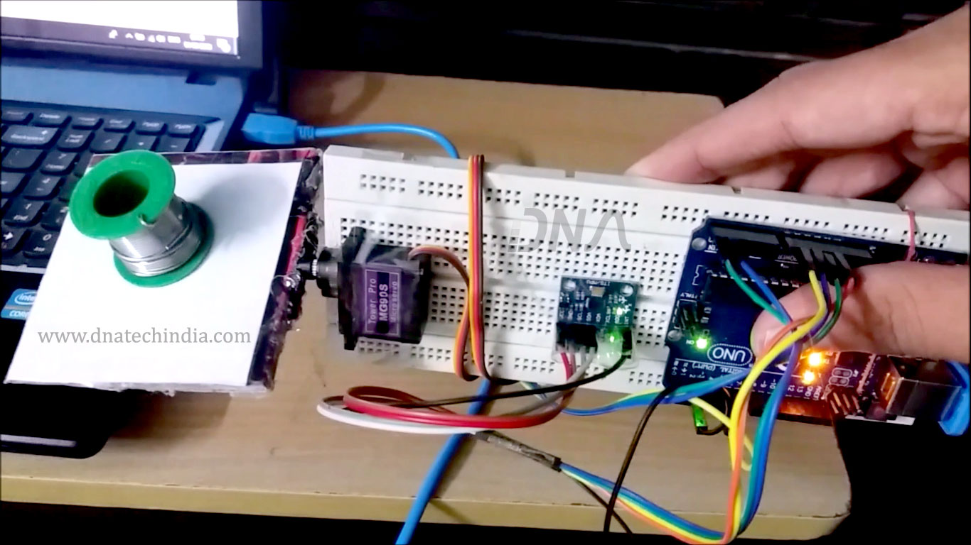 DIY Arduino Based Self Stabilizing Platform